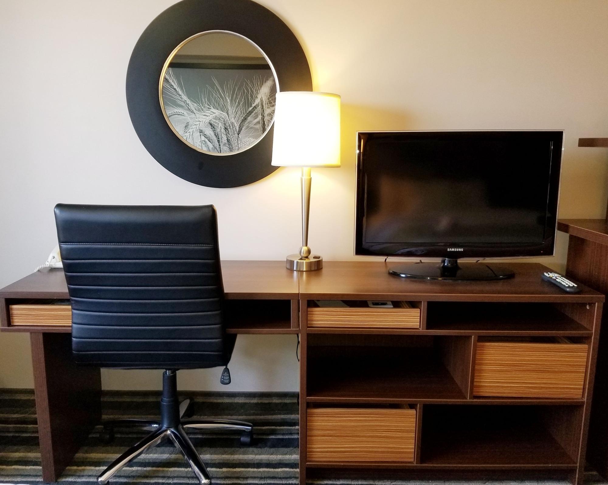 Super 8 By Wyndham Brandon Mb Motel Luaran gambar